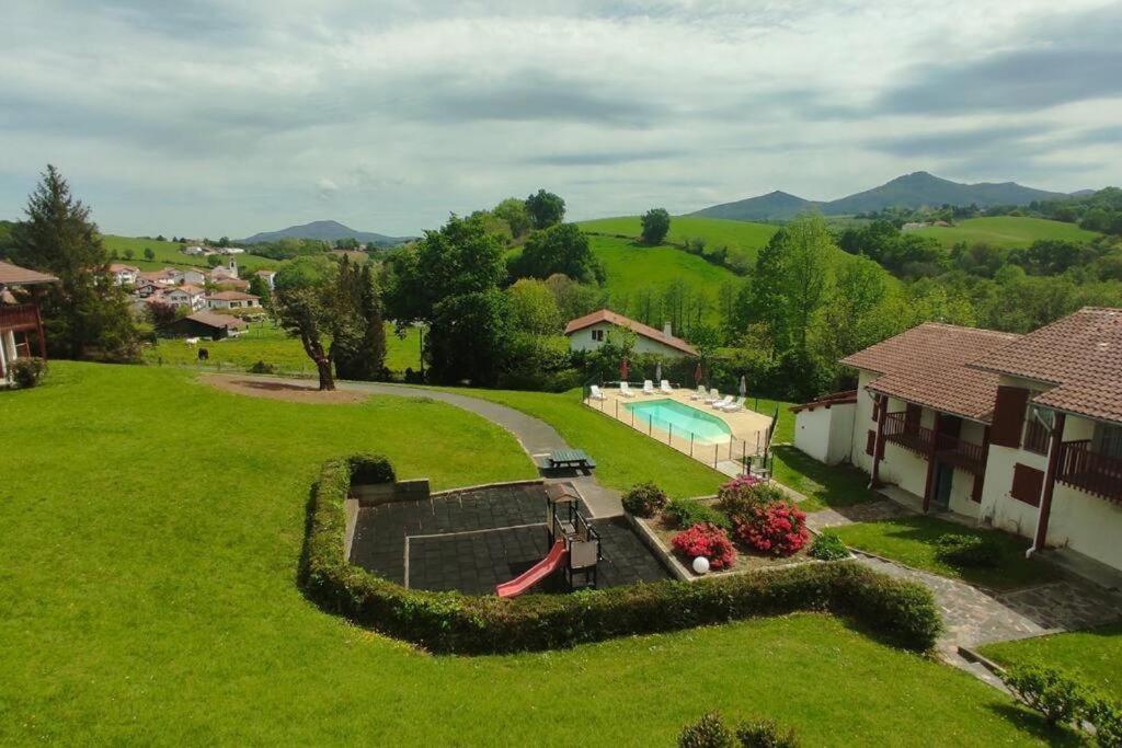 Hosta Piscine Vue Montagnes Apartment